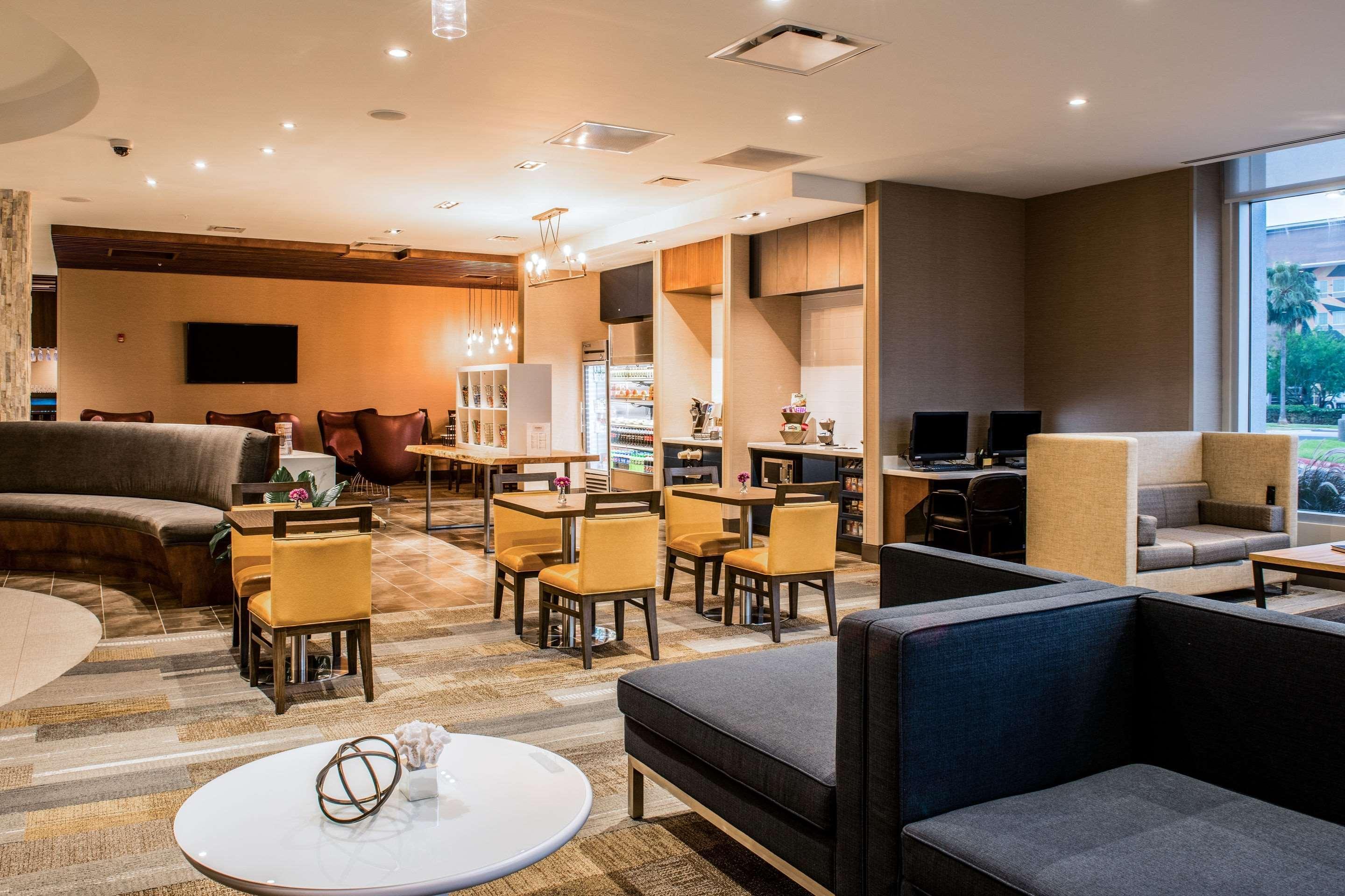 Cambria Hotel Mcallen Convention Center מראה חיצוני תמונה