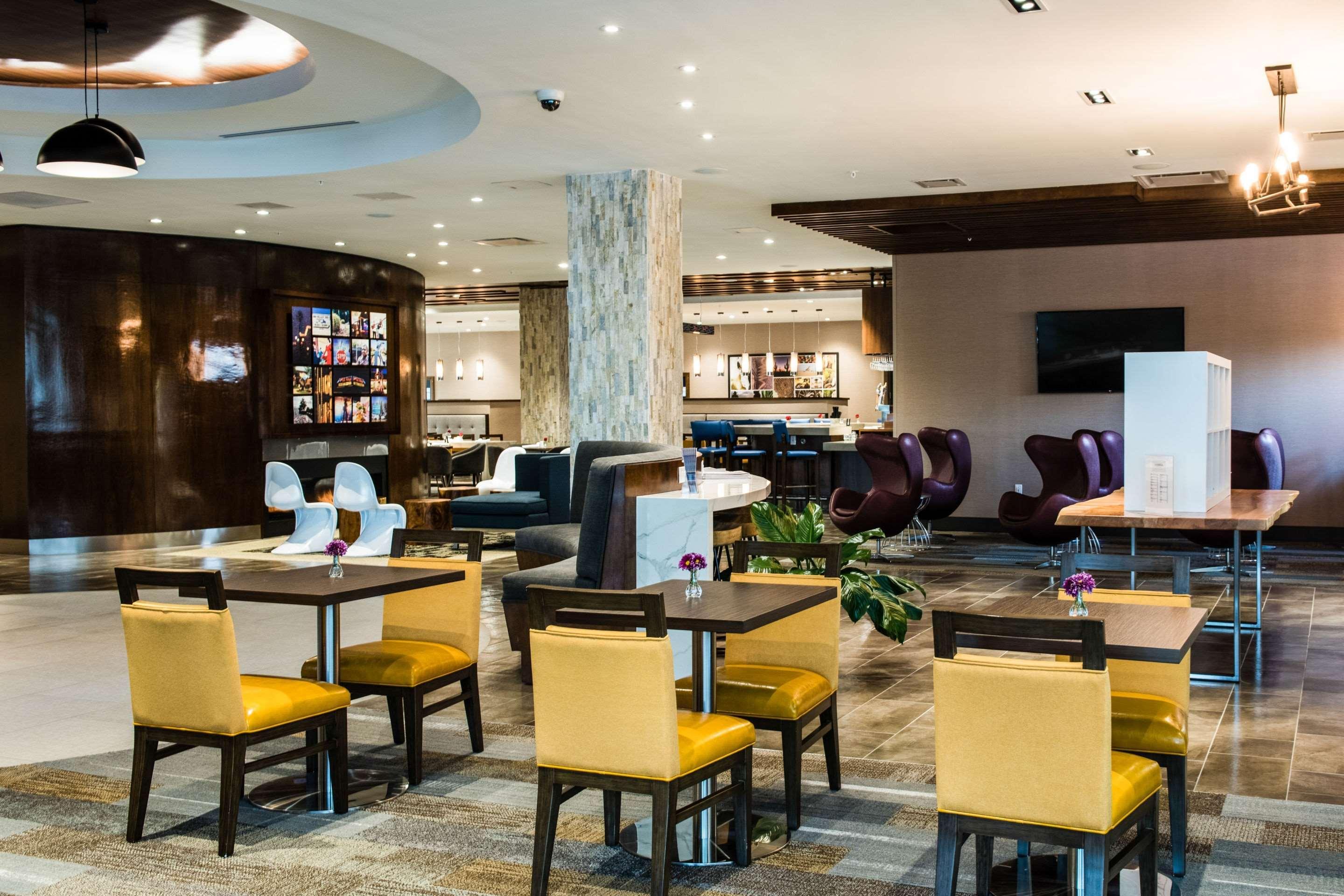 Cambria Hotel Mcallen Convention Center מראה חיצוני תמונה