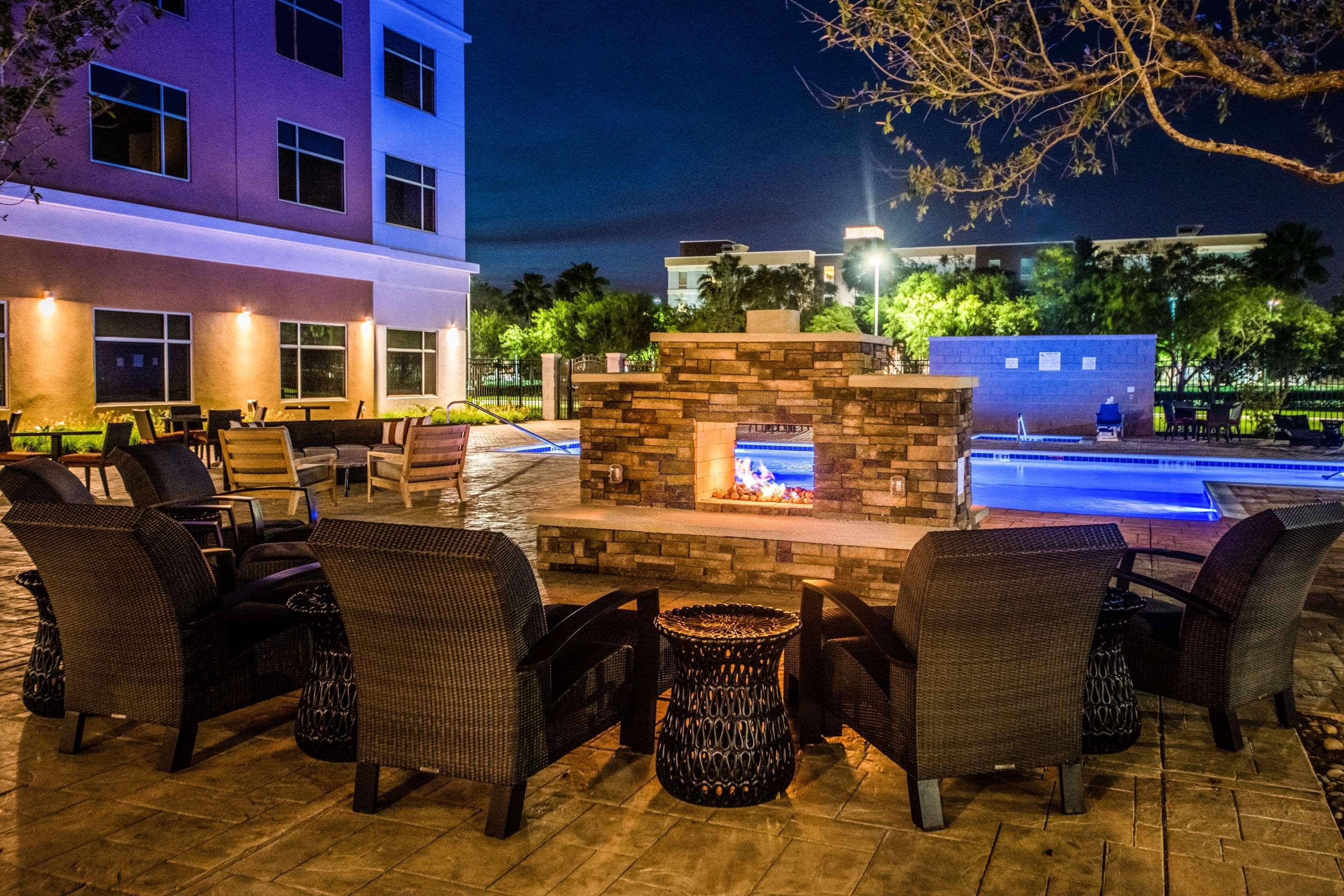 Cambria Hotel Mcallen Convention Center מראה חיצוני תמונה
